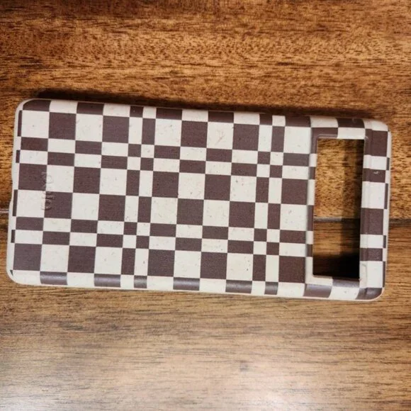 New Pela Case Google Pixel 6 Brown Cream Checkered Compostable Phone Cover - Picture 2 of 7